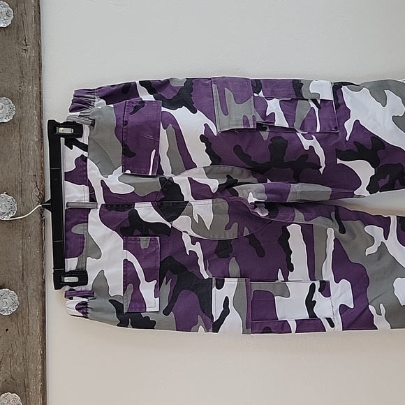 NWOT Men's Purple camo pants SZ 34 - Picture 5 of 8